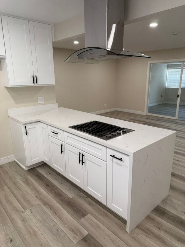 Photo - 340 E Shamrock St