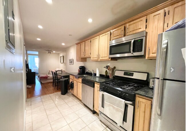 Photo - 588 Columbus Ave