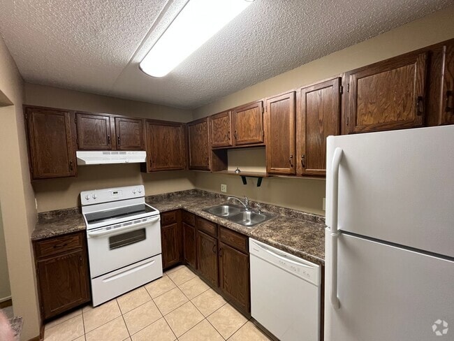 Building Photo - 531-315 Unit 10531315 Rental
