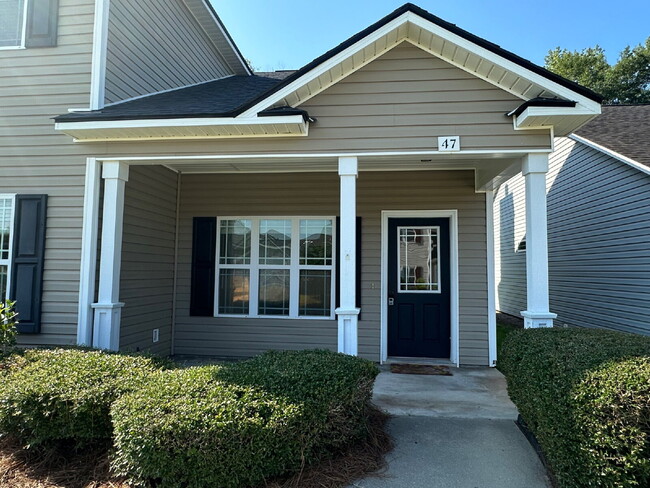47 Heartstone Cir