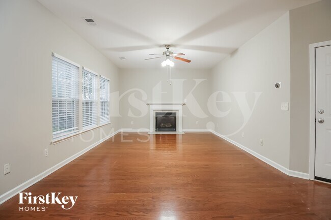 Photo - 5265 Stonewall Dr