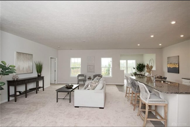 Photo - 2125 Schmidt Dr
