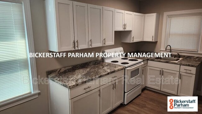 Photo - 3923 Trask Dr