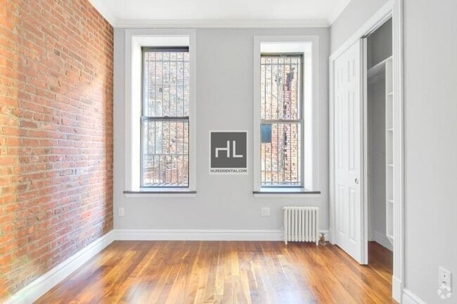 Building Photo - NO FEE Two Bed in Greenwich Village! Won't... Rental