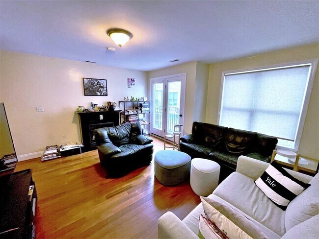 Photo - 232 Prospect St Unit 3