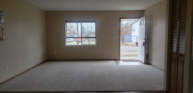 Photo - 3431-3433 E. Montgomery Ave Unit 3433 E. Montgomery Ave