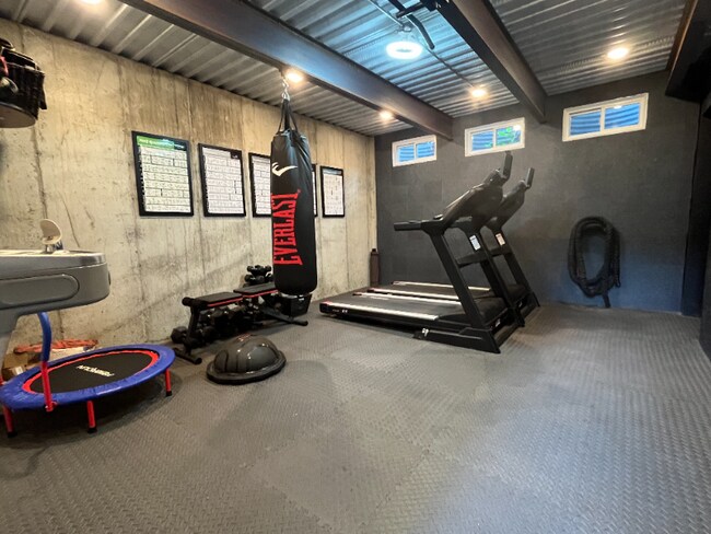 Photo - 364 Clark Cir Unidad Great Lake Escape