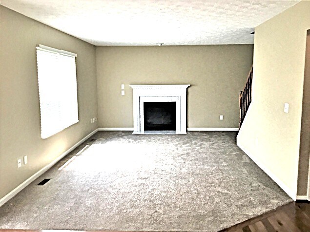 Photo - 135 Easton Manor Dr Casa