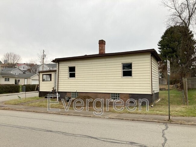 233 S Hamilton Ave