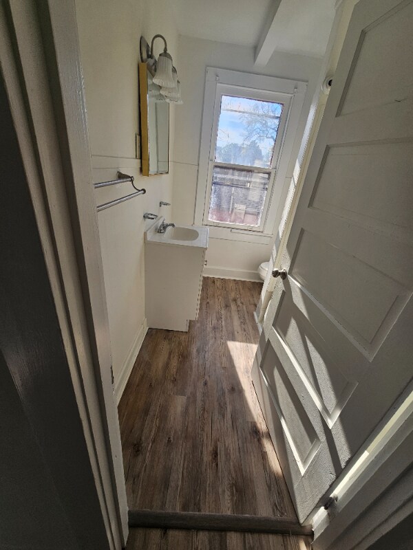 Photo - 1609 Spratley St Unidad B