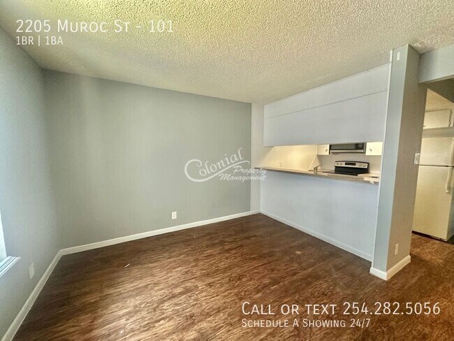 Photo - 2205 Muroc St