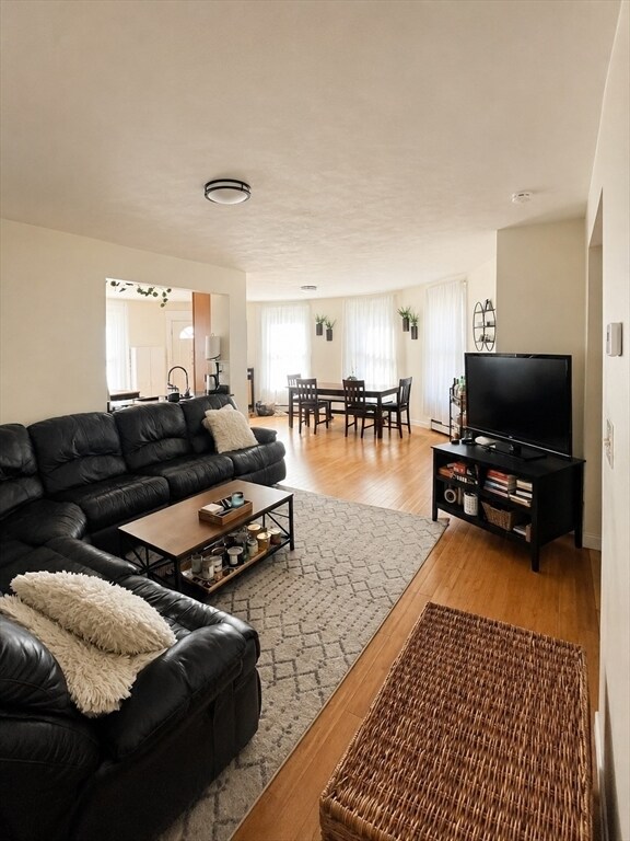 Photo - 135 Walnut St Unit 1