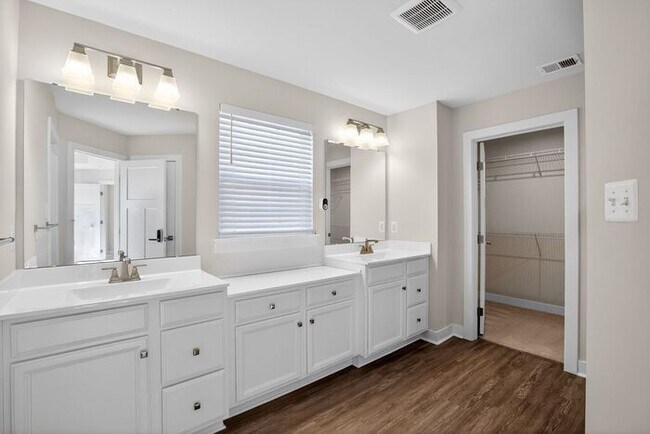 Photo - 8625 Windon Ct