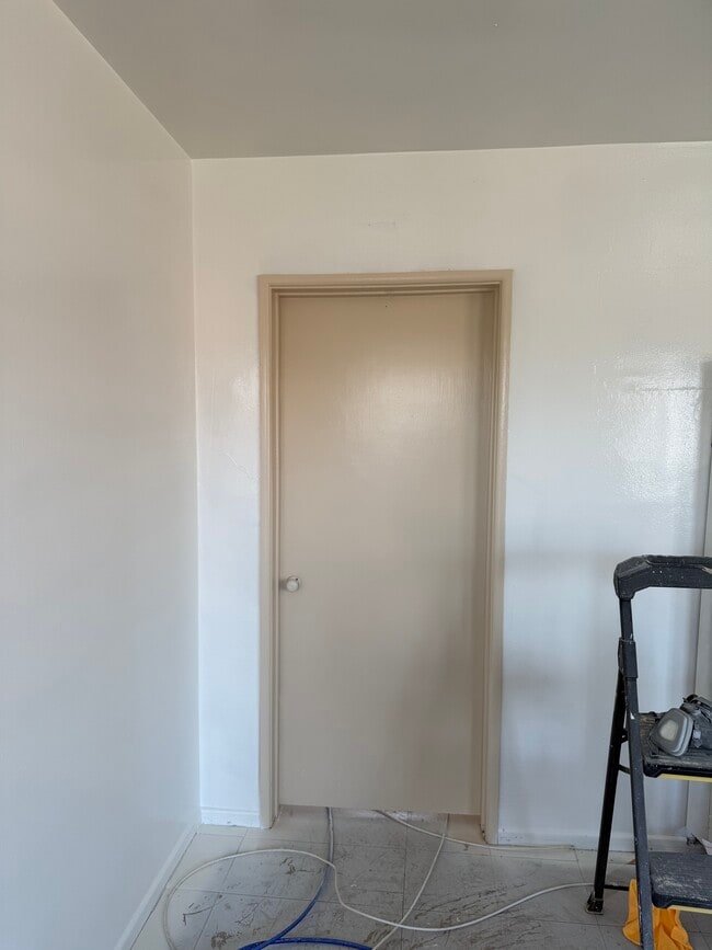 Photo - 8123 Otis St Unidad 2 available