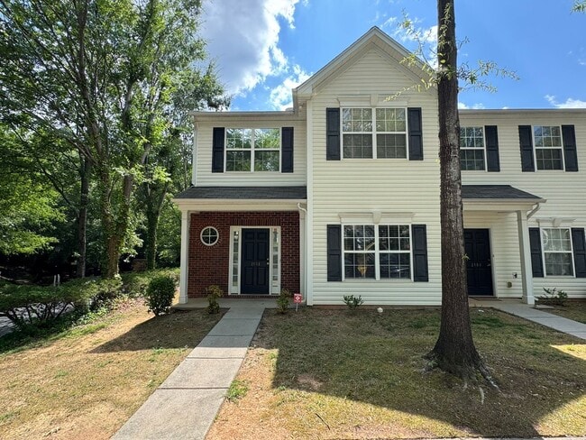 Building Photo - 2184 Winthrop Chase Dr Rental