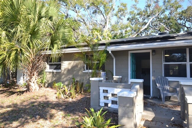 Photo - 11465 92nd St N