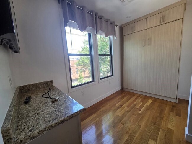 Photo - 21 5th St Unit 19