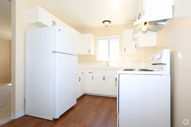 2BR, 2BA