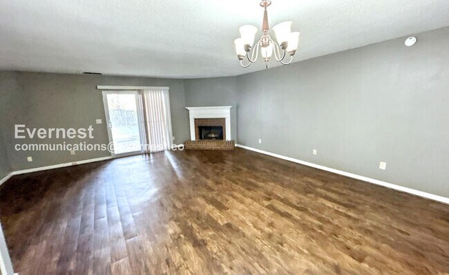 Photo - 493 Cedar Crest Dr