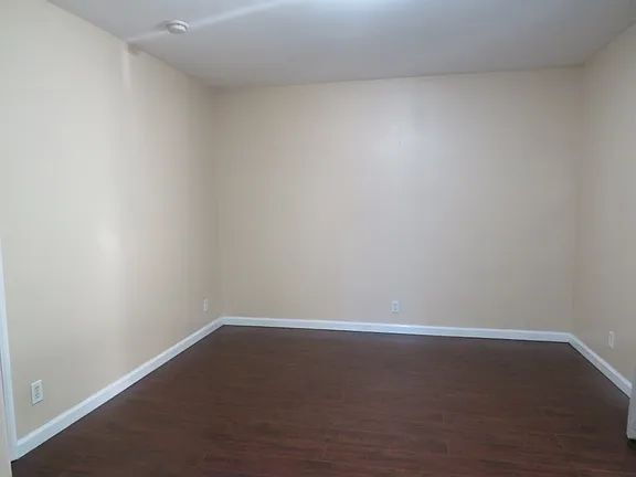 Photo - "Charming 1-Bedroom Retreat in Santa Ana – Perfect for Cozy Living!"