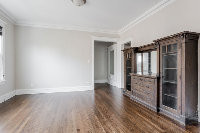 Photo - 1437 W Carmen Ave Unidad 2S