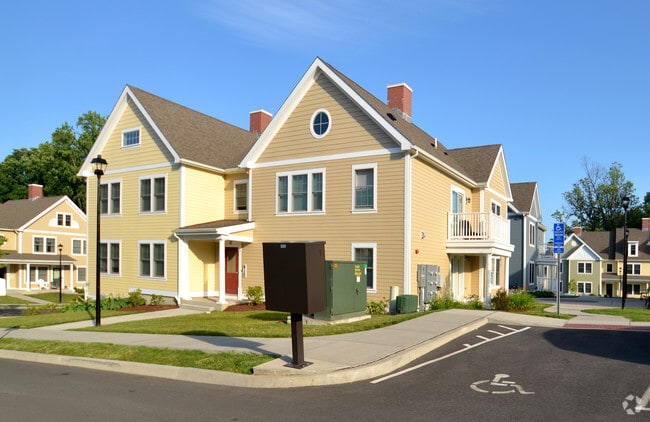 The Heights at Darien - The Heights at Darien Apartments