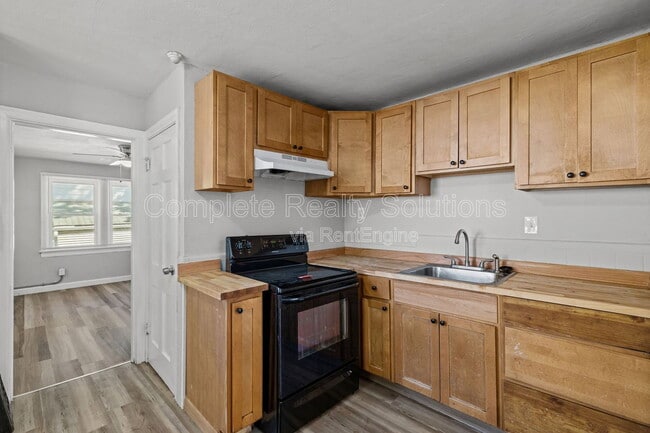 Photo - 7120 Greenhaven Dr