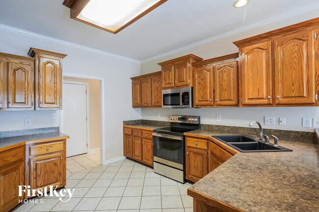 Photo - 115 Gallant Ct