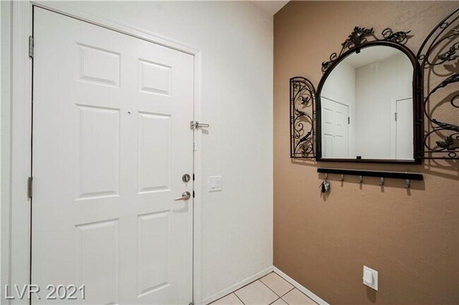 Photo - Beautiful townhouse for Rent!
