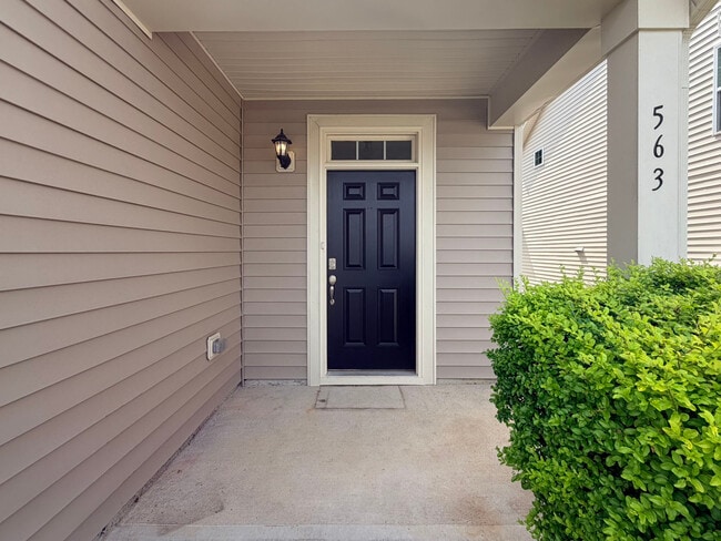 Photo - 563 Whitley Ridge Dr