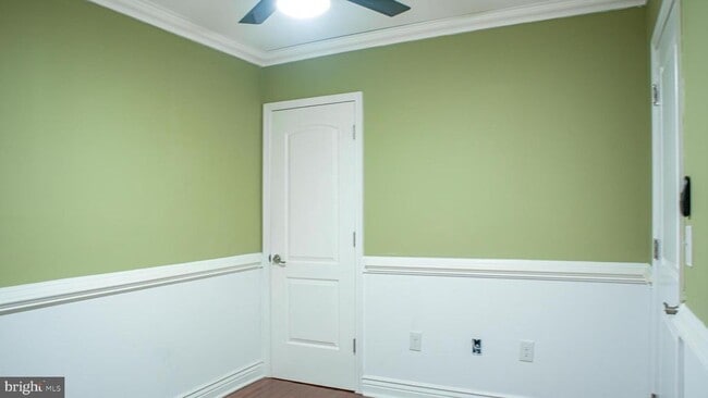 Building Photo - 265 S 9th St Rental