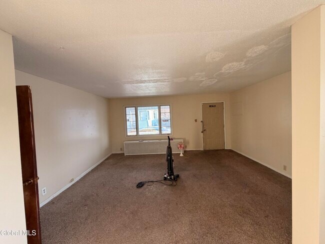 Photo - 8 Bayard St Unit Down