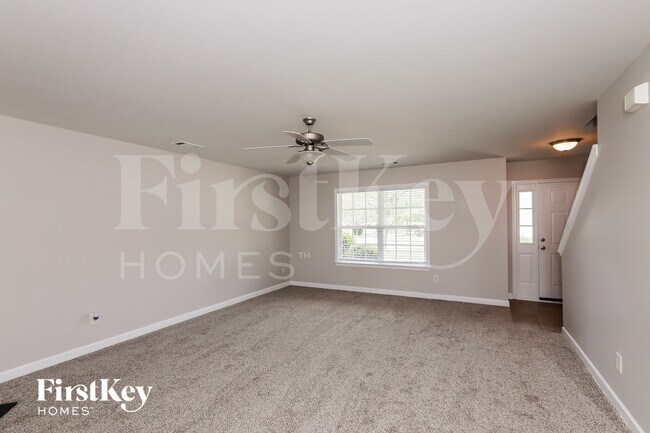 Photo - 2922 Blueberry Dr