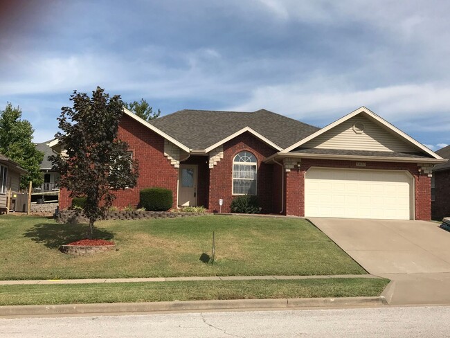 Executive Rental All Brick Home near South... - Executive Rental All Brick Home near South...