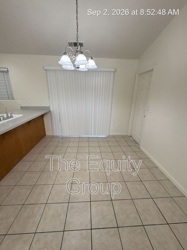 Photo - 3640 E Mineral King Ave