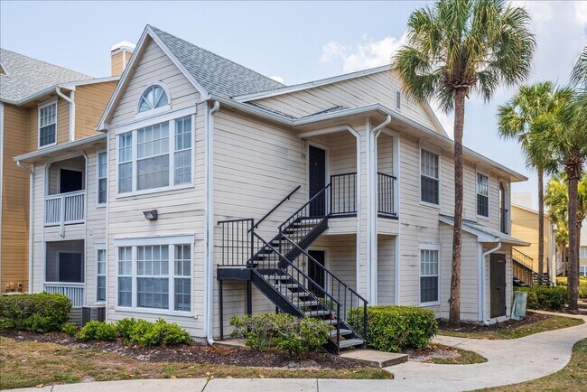 Building Photo - Ready Move to move 2 bedroom 2 bath Condo ... Unit 617