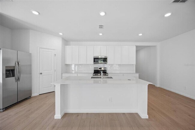 Photo - 5087 Loggia Ln