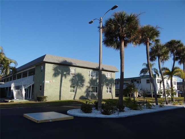 Building Photo - 5357 81st St N Unit 14