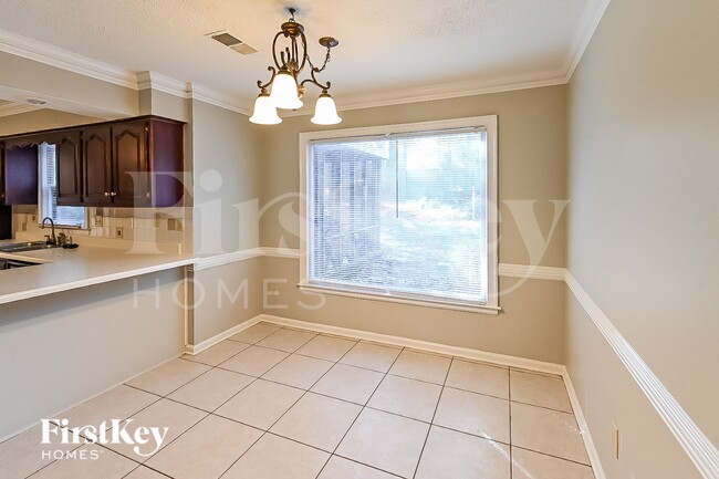 Photo - 8661 Beckenham Dr