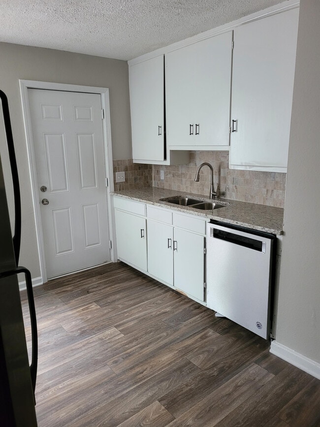 Photo - 332 S Bull St