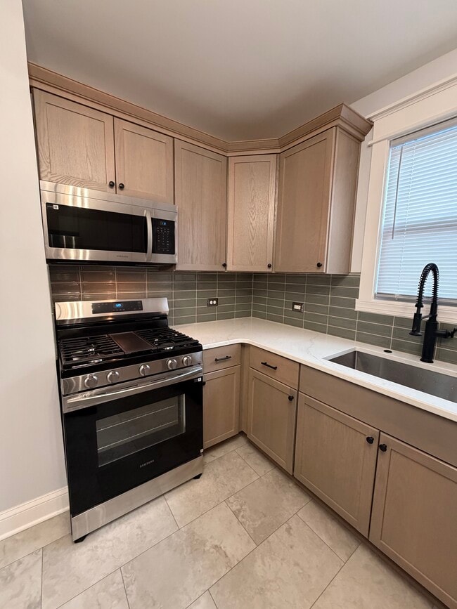 Photo - 77 Lovering Ave Unit #2 Upper Flat