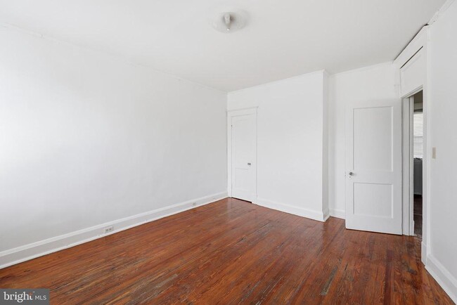 Photo - 3202 Cliftmont Ave Unit 2