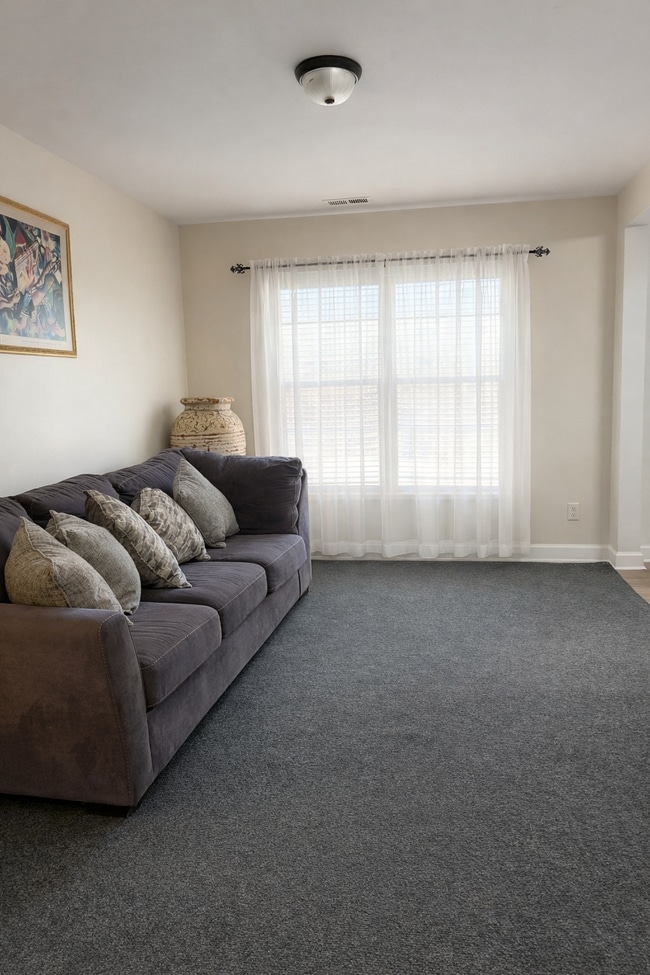 Photo - Private Room + Private Bath • No Deposit • Utilities Included • 14 Min to Center City Unit 3