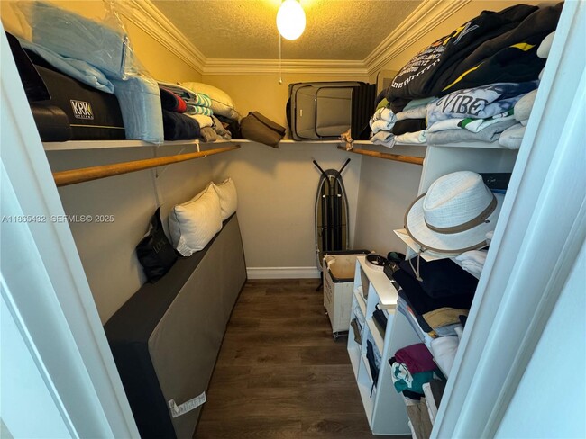 Photo - 1811 Jefferson St Unidad 409