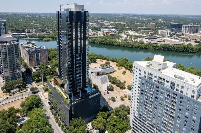 Photo - DOWNTOWN AUSTIN CONDO ON RAINEY STREET!! 1 BEDROOM 1 BATH - FULLY FURNISHED