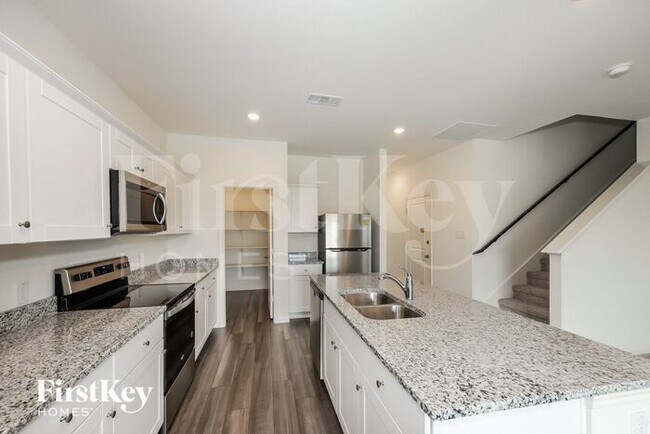 Photo - 1812 Sandlin Dr