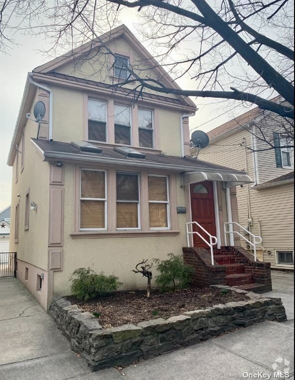 Building Photo - 92-32 Silver Rd Rental