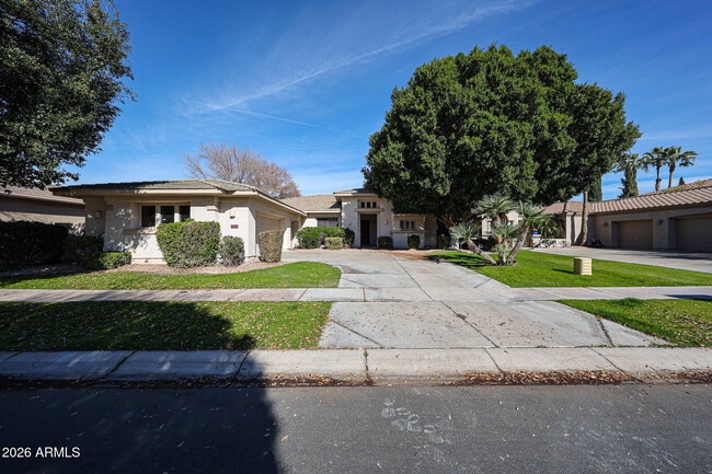 Photo - 1710 W Bartlett Way