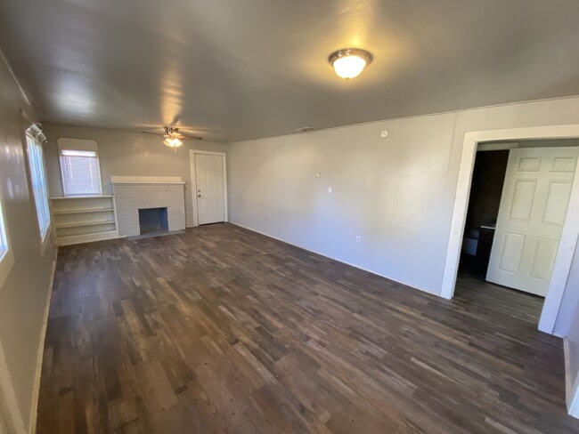 Photo - Spacious 2 Bed 1 Bath!