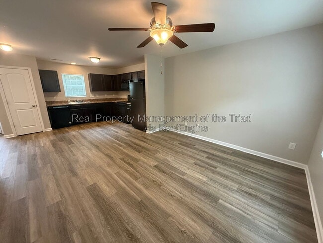 Photo - 1207 Willard St